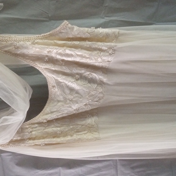 MARIE ST.CLAIR - Picture 5 of 5